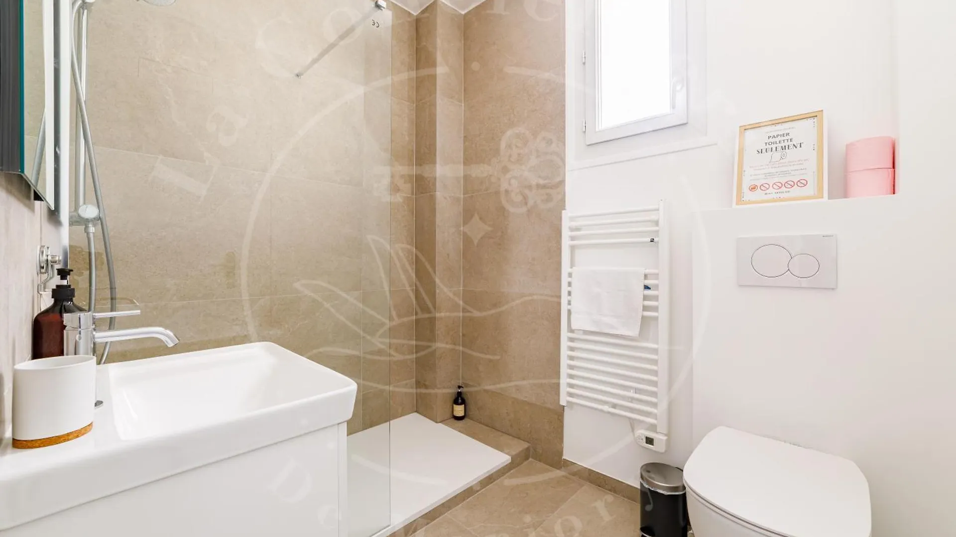Elegance Cotiere - Vue Imprenable, Plage A 5 Min Toulon