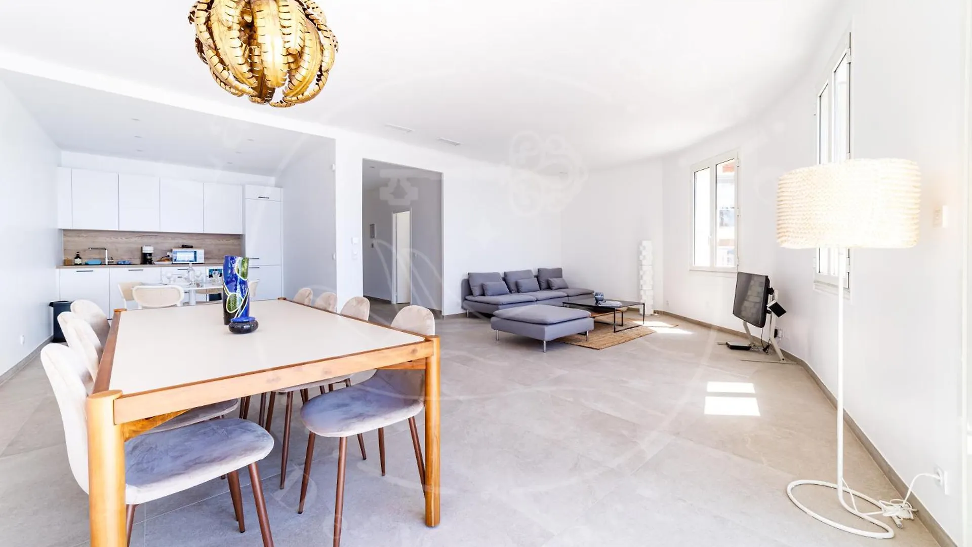 Apartment Elegance Cotiere - Vue Imprenable, Plage A 5 Min Toulon