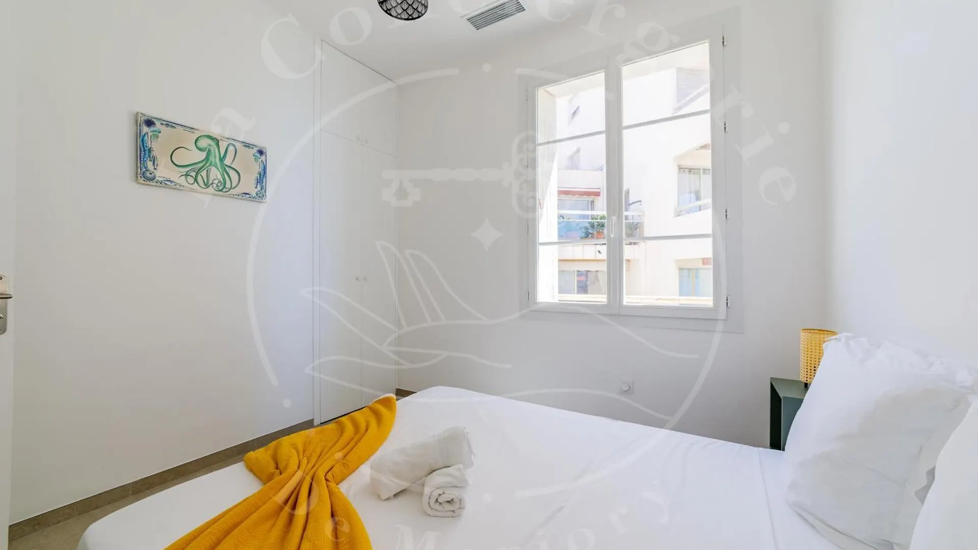 Elegance Cotiere - Vue Imprenable, Plage A 5 Min Toulon Apartment